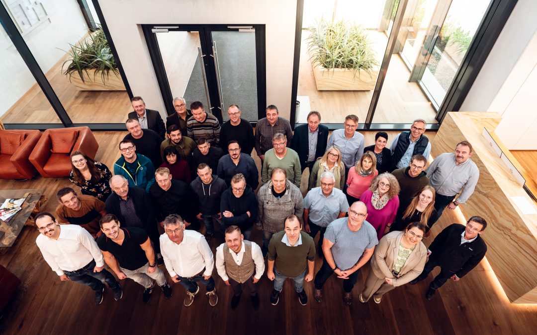 895 Jahre Glass – 80 Jahre Kreuzer